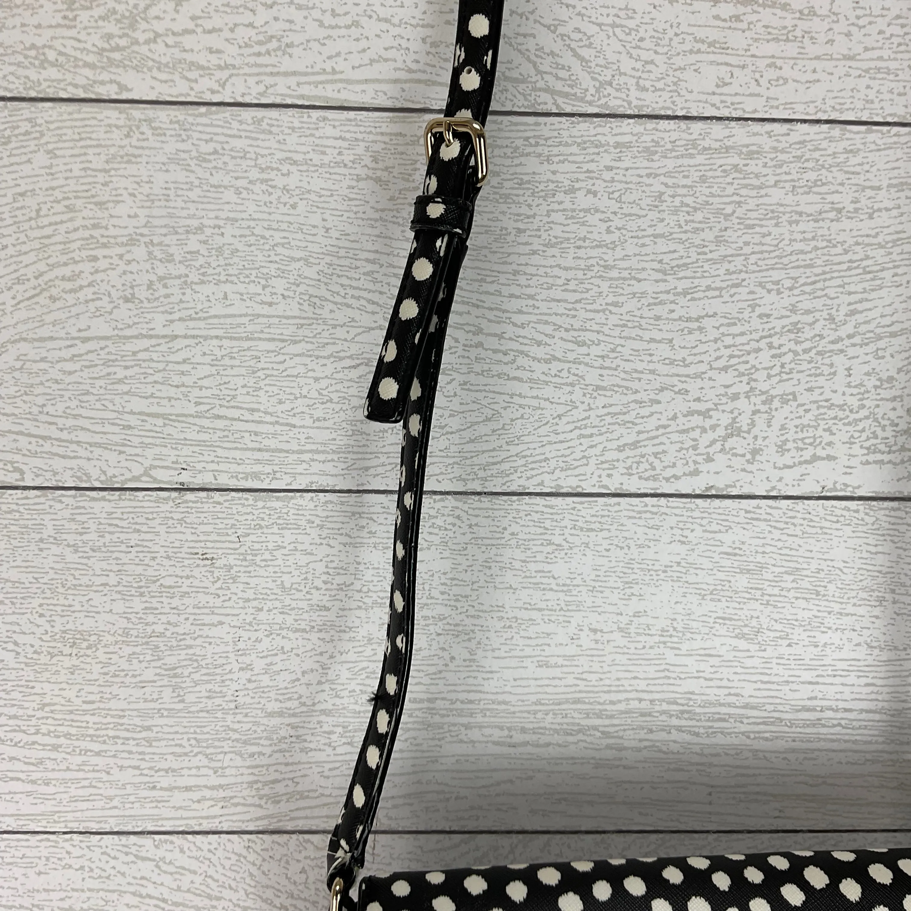 Crossbody Designer By Kate Spade, Size: Large