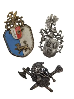 The Medici Guard Vintage Brooch Set